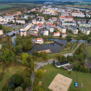 Braniewo, lotnicza panorama miasta. EU, PL, Warm-Maz. Lotnicze.